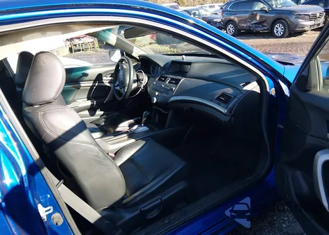 2008 Honda Accord 2.4 Ex-L from USA, damaged, VIN 1HGCS12838A016717